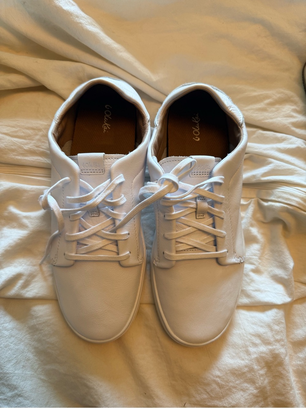 OluKai Women's White Low-Top Athletic Sneakers